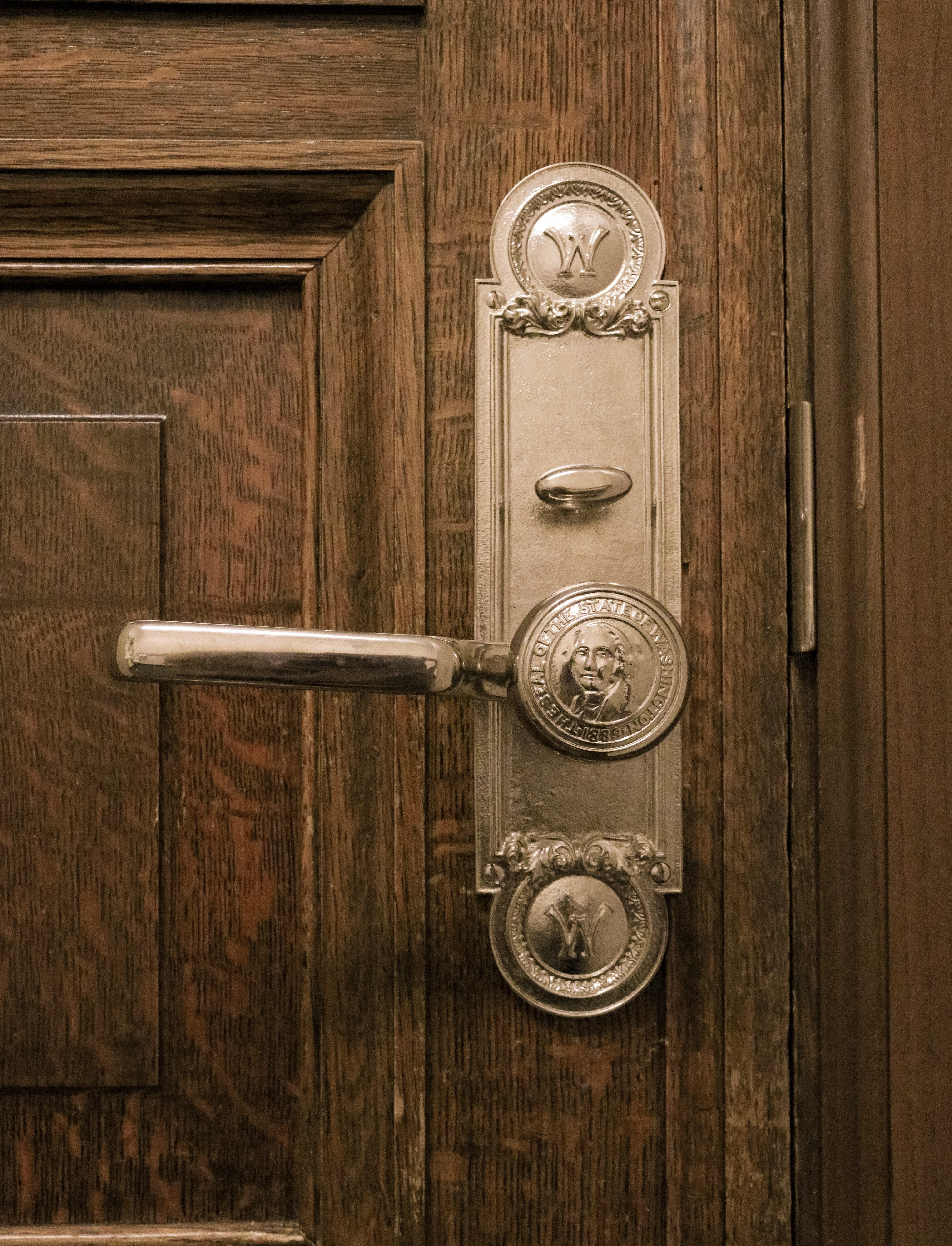 antique-art-closed-277752